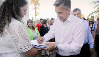 “Ahora Leandro Zdero prefiere fiestas”: Santiago Pérez Pons cruzó al gobernador de Chaco