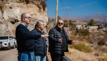 Convenios con poco presupuesto y muchas fotos: Misiones y Catamarca firman acuerdo sin garantías concreta
