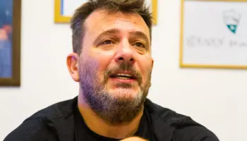 "Pagar un sueldo de 105 mil pesos a un municipal no es un logro, es denigrar el estado"