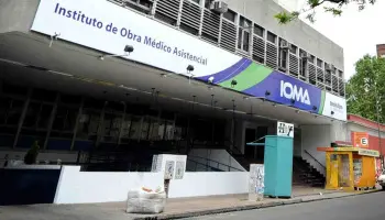 Crece la ola de reclamos en La Plata: Afiliados al IOMA denuncian abandono y falta de cobertura médica