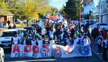 ADOSAC endurece la lucha docente en Santa Cruz con paros y marcha provincial