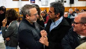 Diego Valenzuela recorre San Isidro y critica al kirchnerismo: “La felicidad no se logra con más gasto"