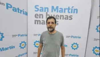 Denuncian que Fernando Moreira usó un colectivo municipal para trasladar votantes
