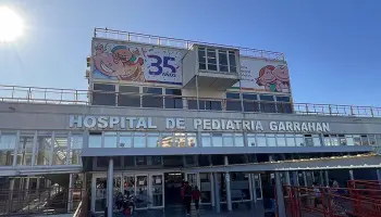 Crisis en el hospital Garrahan: "Tenemos renuncias de bioquímicos y cargos sin cubrir"