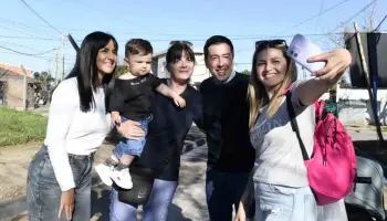 Leo Nardini inauguró nuevas cuadras de pavimento en Malvinas Argentinas junto a Noe Correa