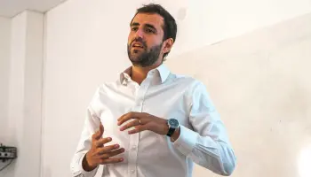 El diputado Emiliano Estrada volvió a ausentarse en la audiencia por el uso indebido de fondos públicos