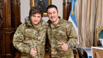 En secreto, Javier Milei y Luis Petri negocian armamento para Ucrania