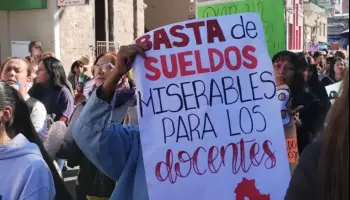 Docentes bonaerenses: "Nos sentimos ninguneados por nuestro empleador Axel Kicillof"