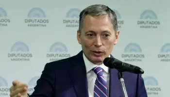 Fernando Gray cuestionó la falta de debate: “Hay candidatos que se esconden y no quieren debatir"