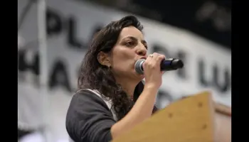 SUTEBA Multicolor: “Roberto Baradel cubre a Axel Kicillof mientras maestras cobran salarios de pobreza”