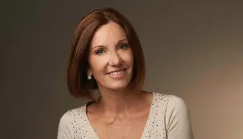 Diana Arias: “Cada historia que escribo ayuda a sanar una parte de nuestra historia familiar”