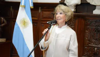 "El riesgo de desarrollar cáncer de mama es inevitable, pero la detección temprana salva vidas"