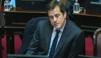 Mariano Recalde votó y destacó la importancia de familiarizarse con la Boleta Única