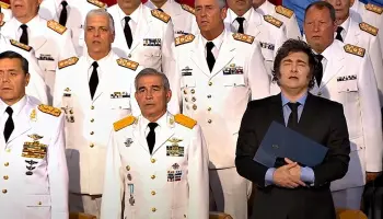 Chatarra naval: La Armada Argentina y la polémica compra de fragatas Huitfeldt