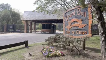 Grand Bell: Multaron con 1,5 millones a una familia por un juego de "ring raje"