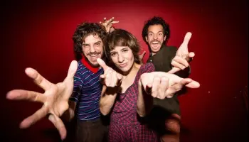 Pim Pau en La Plata: “Vamos con un show a puro carnaval para levantarse de la butaca y bailar”