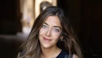 Piden prohibir la salida del país de la exfuncionaria Ornella Calvete