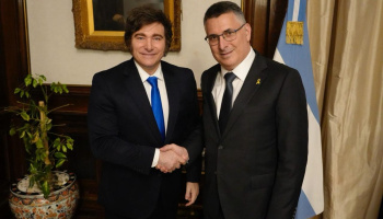 El canciller Gideon Sa’ar inició su visita oficial a la Argentina con una agenda política