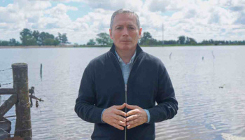 Fernando Gray alertó por 6 millones de hectáreas bajo el agua y pérdidas de hasta 2.000 millones de dólar