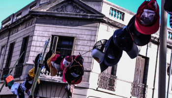 Marcha de la Gorra, en otro miércoles de protestas: "El gobierno deja a los jóvenes sin futuro"