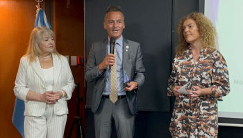 El platense Gustavo Navarro fue distinguido como Hombre Destacado ASEMPIO 2025