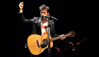 Antonio Birabent presenta sus clásicos Azar y Anatomía en vivo: "Lo moderno siempre tiene algo de viejo"