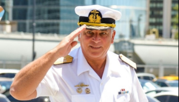 Advierten que el nuevo ministro de Defensa, “va a seguir cobrando un sueldo del Ejército”