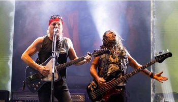 La Renga desató una ceremonia inolvidable en Rosario y anunció su regreso a Huracán