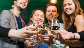 7 de cada 10 millennials argentinos piensan en sus finanzas antes de decidir si tener hijos o no