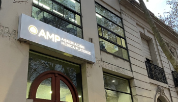 Agremiación Médica Platense: “No se puede seguir trabajando sin previsibilidad de cobro del IOMA"