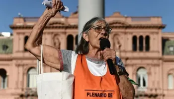 Nora Biaggio: “Los jubilados estamos sosteniendo al estado y ahora también a las patronales”