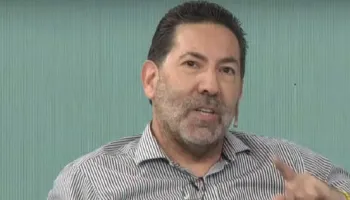 Gastón Alberdi: “Javier Milei es un farsante, un conservador de la década infame de 1930”