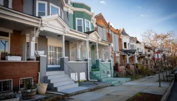 Estafa inmobiliaria en Estados Unidos: Cómo operaba el negocio de Fernando Plastino que dejó casas derribadas