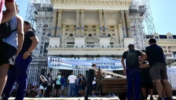 Astillero Río Santiago: “Con un aumento del 3 por ciento somos trabajadores pobres”