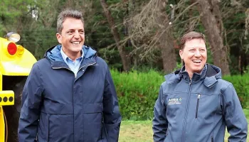 Intendente bonaerense le pagó casi 100 millones a candidato libertario que buscó dividir el voto de Javier Milei