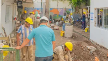 Juan Andreotti recorrió la obra de renovación de la Escuela Especial N°503 en San Fernando