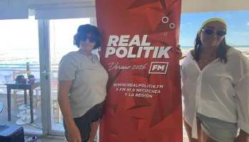 Necochea: Una comedia teatral se anima a reírse de la muerte, con un elenco de 22 actores en escena