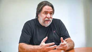 Claudio Lozano: “La reforma laboral consolida un modelo extractivista y sin industria”