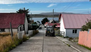 Malvinas por dentro: Cómo vive una comunidad de 4 mil habitantes en el Atlántico Sur