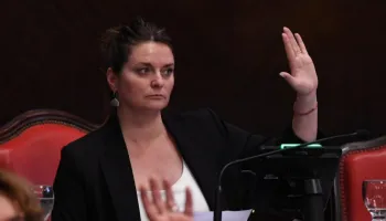 "Si eliminamos tasas, también debemos discutir cómo financiar a los municipios"