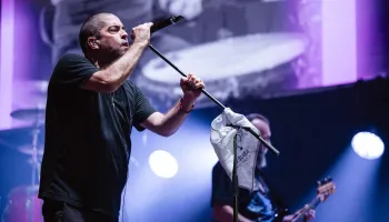 Don Osvaldo en Malvinas Argentinas, una noche de emoción y comunión