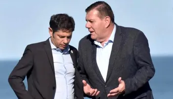 Chapadmalal: Axel Kicillof choca con Guillermo Montenegro por el uso costero