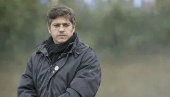 Deuda en dólares en Buenos Aires, el principal riesgo fiscal para Axel Kicillof