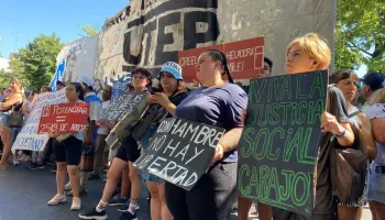 Eliminación de programas sociales: Advierten que “posiblemente haya un estallido”