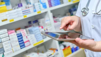 Farmacéuticos y bioquímicos cerraron paritaria: Salarios que superan los 3 millones