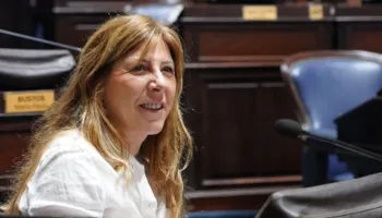 Silvina Vaccarezza: “El dinero de los combustibles debe ir a las rutas”