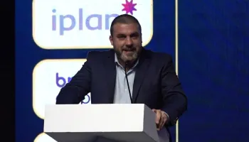 “El estado le pone un pie en la cabeza a las pymes y no las deja crecer”
