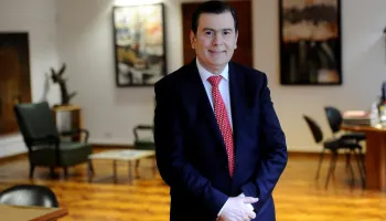 El proyecto de ley de Gerardo Zamora que busca frenar la publicidad de apuestas