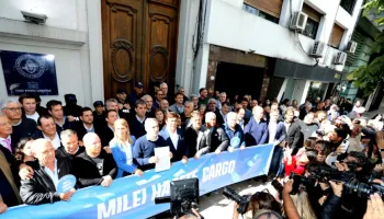 Francisco Echarren apuntó contra Javier Milei: "Hay dos Argentinas"