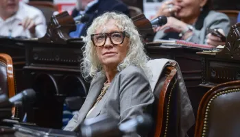 Mónica Frade: "Adorni sigue en su cargo porque es socio del entramado de corrupción"